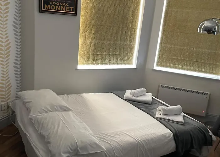 Delightful Airy In Leafy St Andrews * 브리스틀