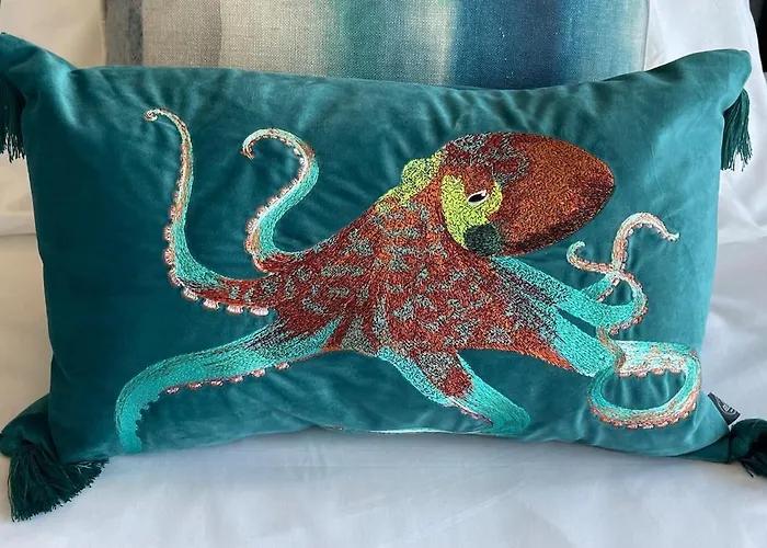 Delightful Airy In Leafy St Andrews 브리스틀