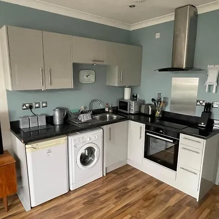 Delightful Airy In Leafy St Andrews Lägenhet *