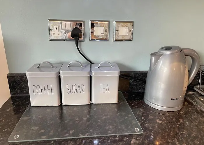 Delightful Airy In Leafy St Andrews דירה